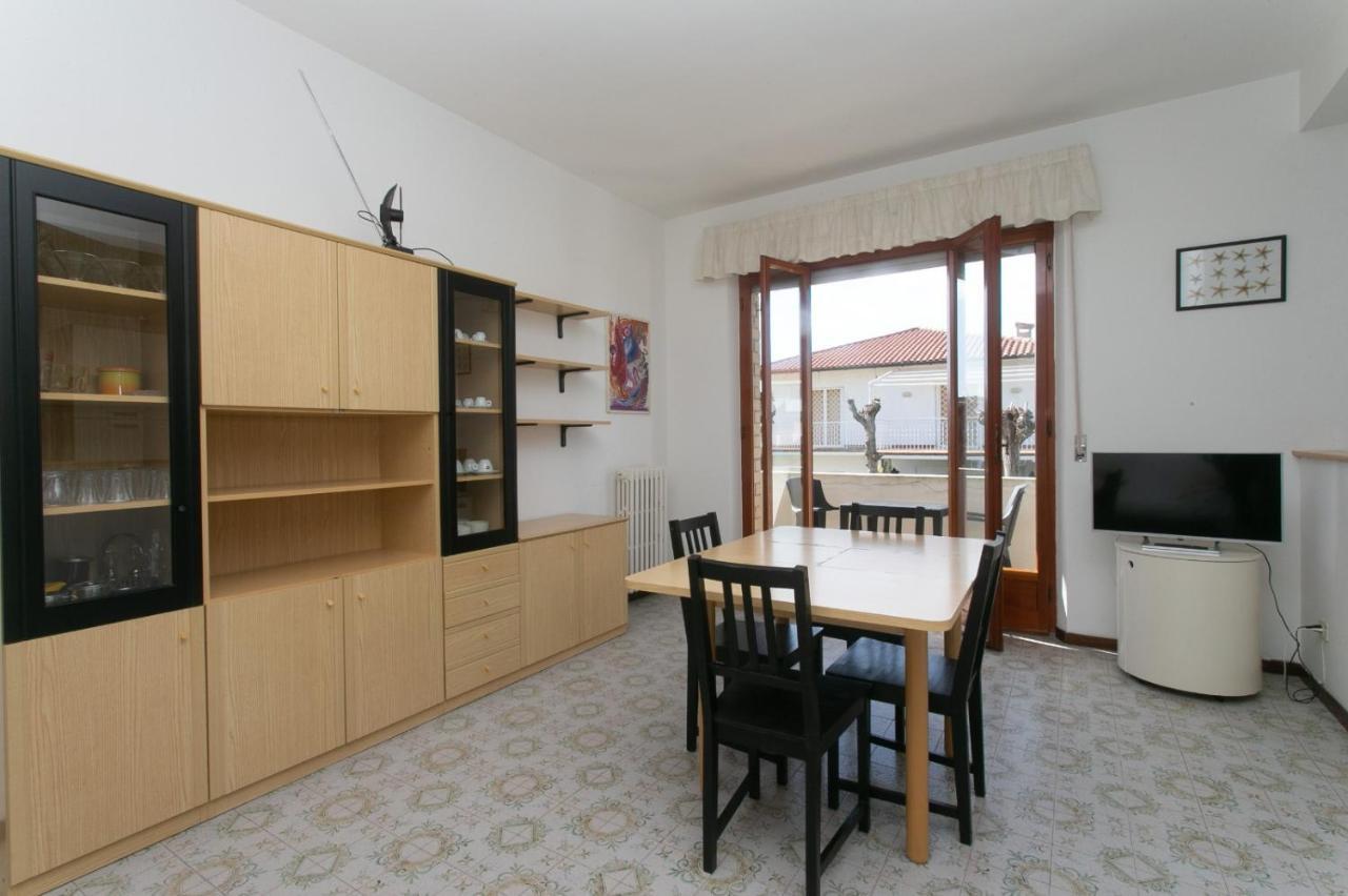 M252 - Marcelli, Ampio Trilocale A 50Mt Dal Mare Apartment Exterior photo