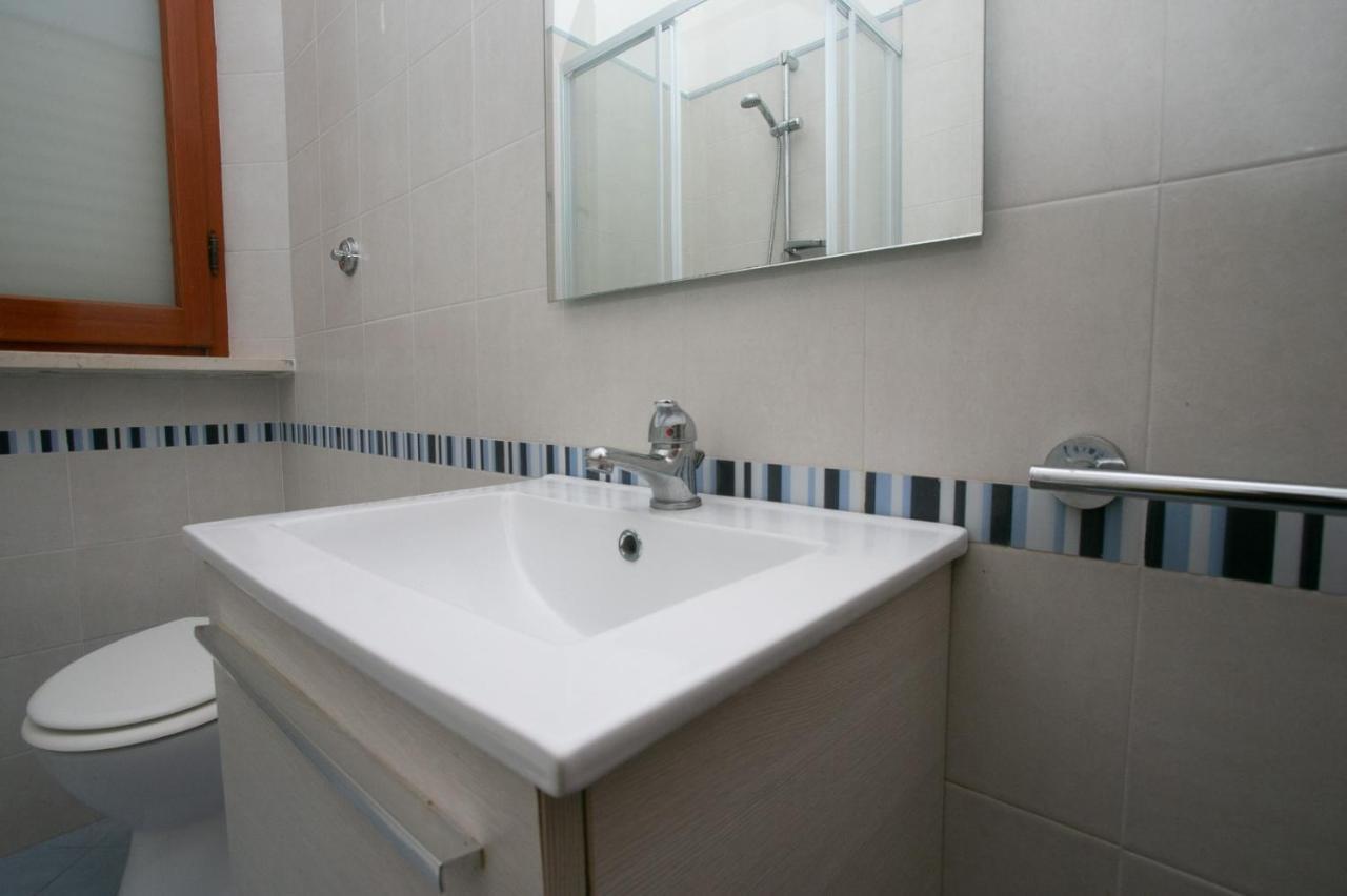 M252 - Marcelli, Ampio Trilocale A 50Mt Dal Mare Apartment Exterior photo