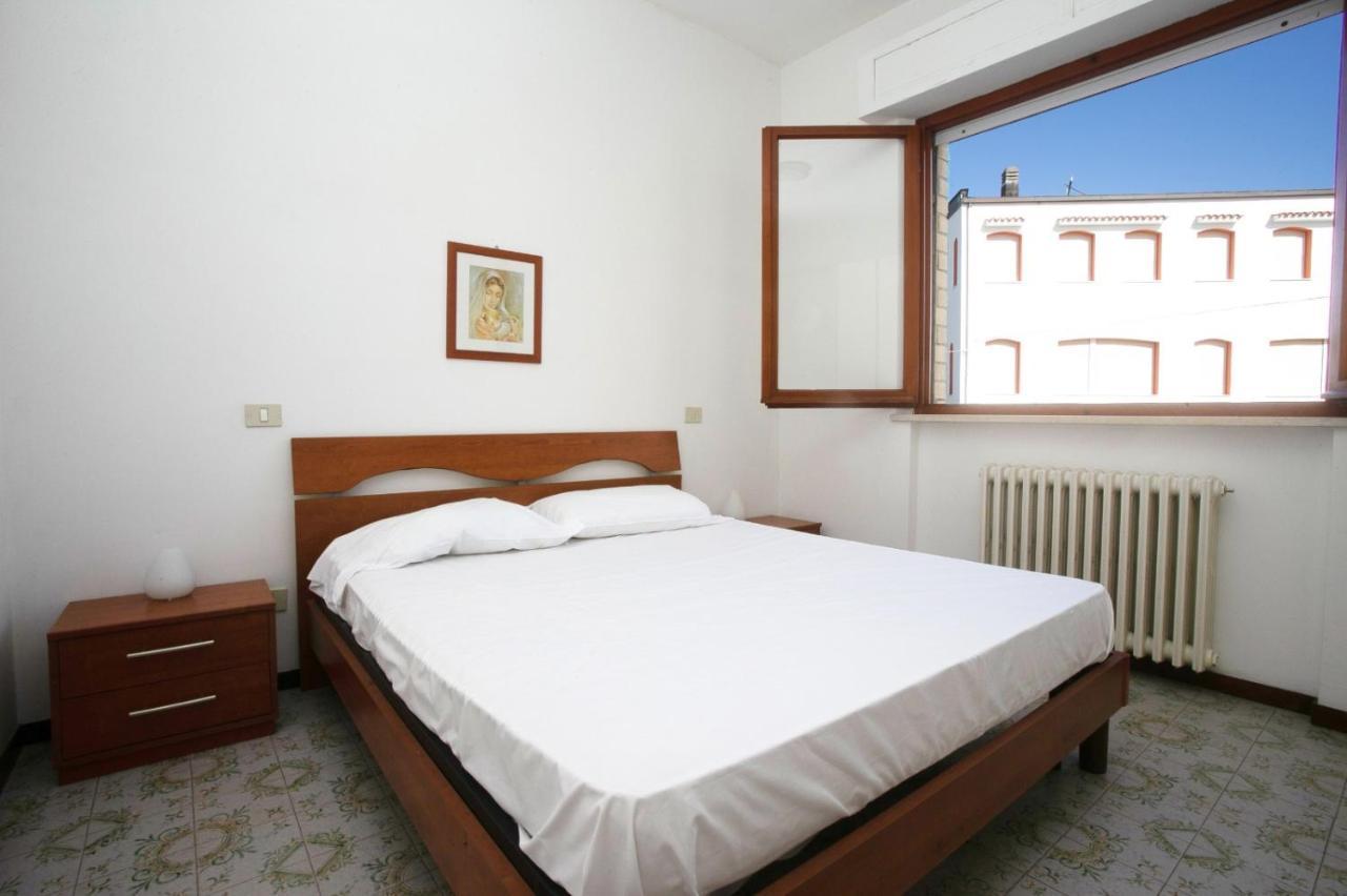 M252 - Marcelli, Ampio Trilocale A 50Mt Dal Mare Apartment Exterior photo